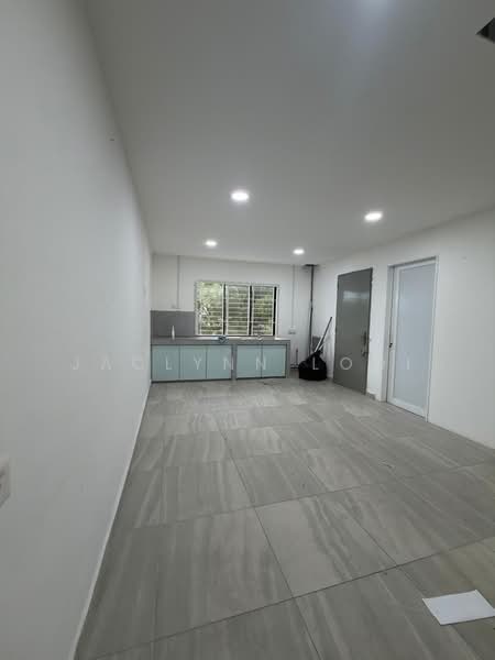 Shop / Office for Sale in Taman Johor Jaya (Johor Bahru) - Jaclynn Looi - PropertyGuru.com.my