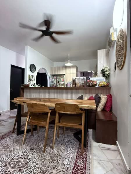Pangsapuri untuk Disewa di Sri Ledang - Diren Tee - Dining Room - PropertyGuru.com.my