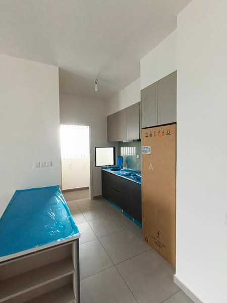 Service Residence for Sale at D'Ivo - KS Chia - Kitchen - PropertyGuru.com.my