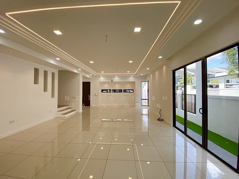2-storey Terraced House for Sale in Denai Alam (Shah Alam) - NORFADILAH ZAINUDDIN - Living Room - PropertyGuru.com.my