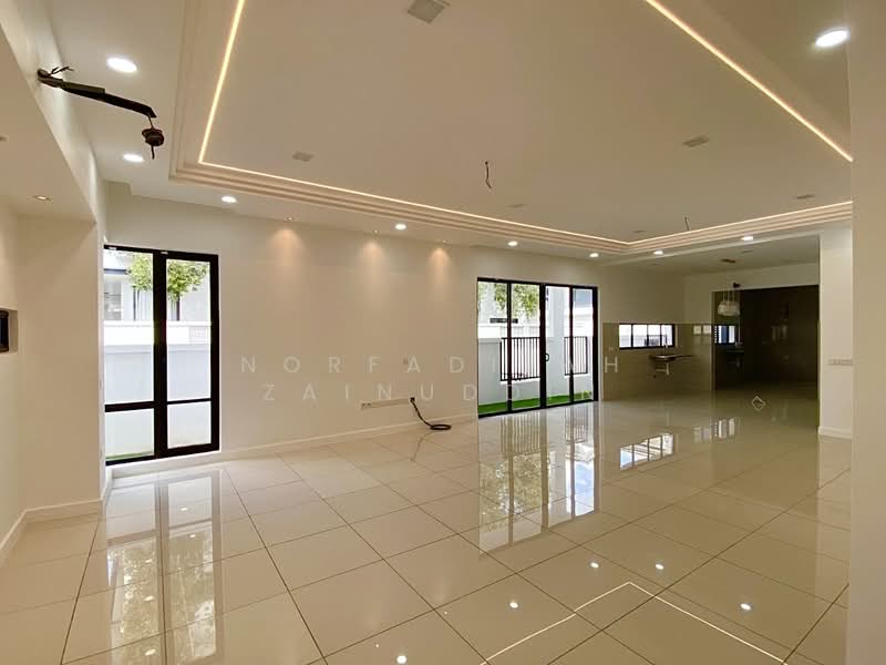 2-storey Terraced House for Sale in Denai Alam (Shah Alam) - NORFADILAH ZAINUDDIN - Living Room - PropertyGuru.com.my