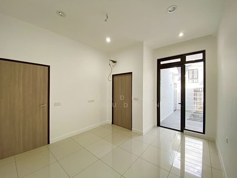 2-storey Terraced House for Sale in Denai Alam (Shah Alam) - NORFADILAH ZAINUDDIN - Interior - PropertyGuru.com.my