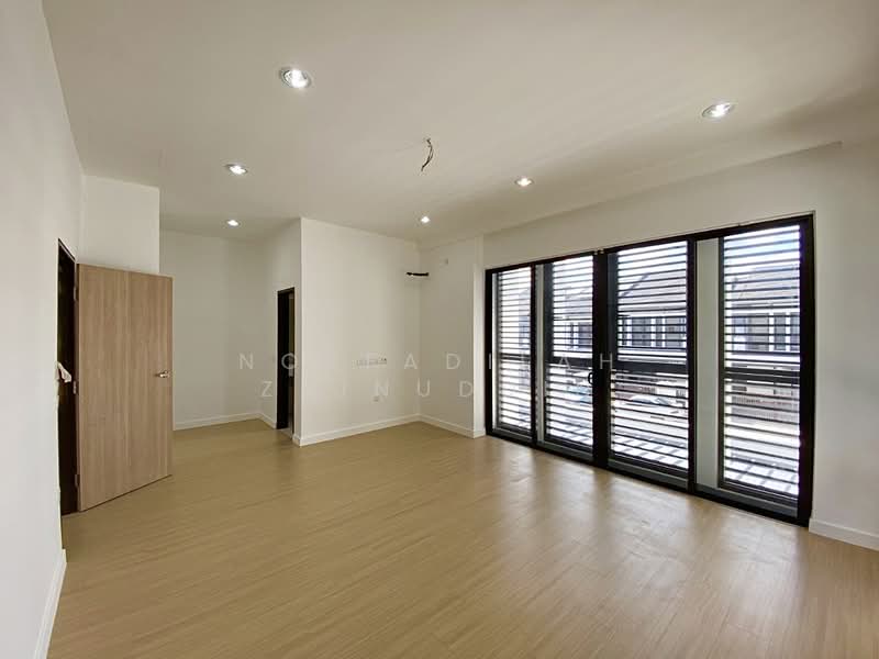 2-storey Terraced House for Sale in Denai Alam (Shah Alam) - NORFADILAH ZAINUDDIN - Living Room - PropertyGuru.com.my