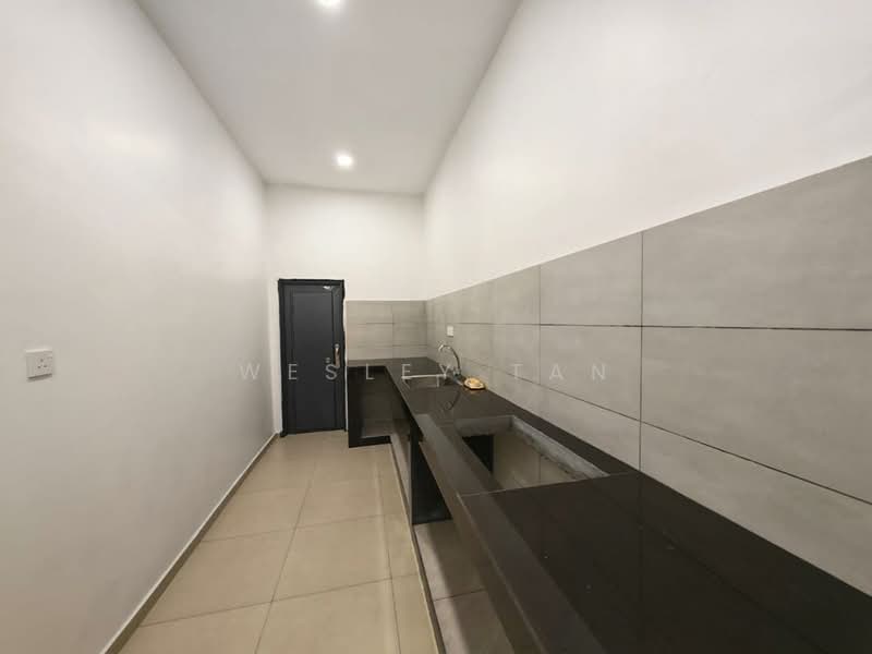 Rumah Banglo untuk Dijual di Ujong Pasir (Melaka) - Wesley Tan - Kitchen - PropertyGuru.com.my