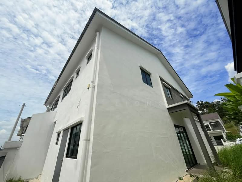 Rumah Berkembar untuk Dijual di Taman Scientex Rawang (Rawang) - May Liong - Exterior - PropertyGuru.com.my