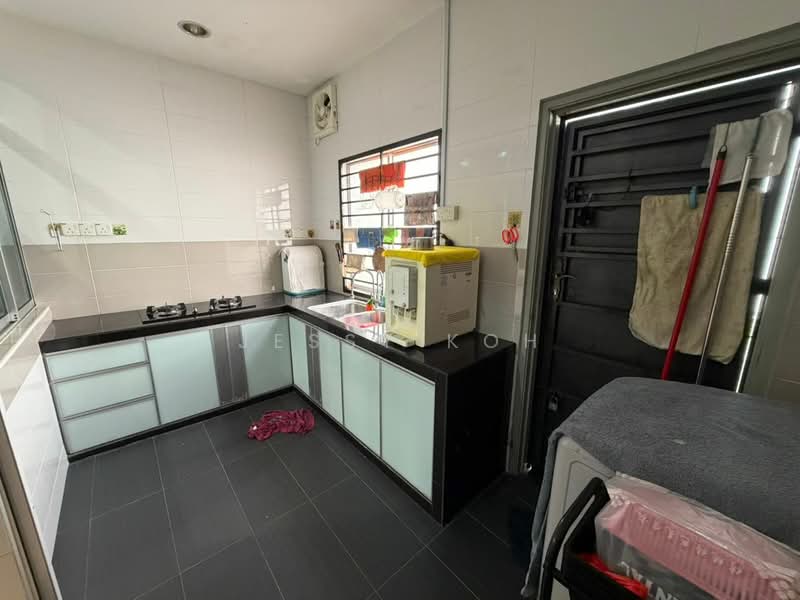 2-storey Terraced House for Rent in Taman JP Perdana (Johor Bahru) - Jessy Koh - Kitchen - PropertyGuru.com.my