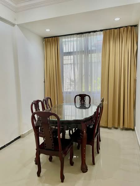 Rumah Berkembar untuk Dijual di Batu Ferringhi (Penang) - Chris Teoh - Dining Room - PropertyGuru.com.my