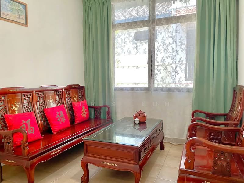 Rumah Berkembar untuk Dijual di Batu Ferringhi (Penang) - Chris Teoh - Living Room - PropertyGuru.com.my