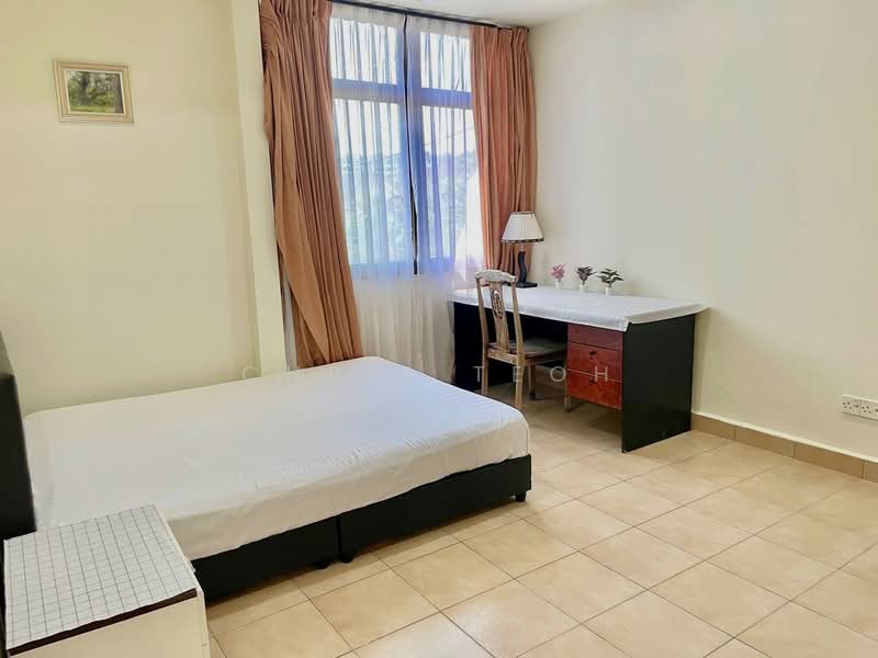 Rumah Berkembar untuk Dijual di Batu Ferringhi (Penang) - Chris Teoh - Bedroom - PropertyGuru.com.my