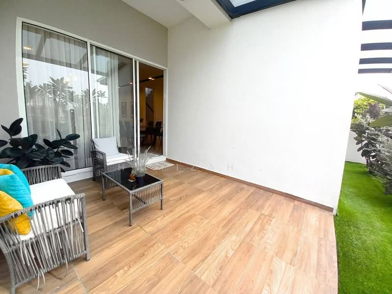 Terraced House for Rent in Tamansari (Rawang) - Hamizah . - Balcony - PropertyGuru.com.my