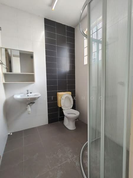2-storey Terraced House for Sale in Taman Pengkalan Tiara (Ipoh) - Qazin Khoo - Bathroom - PropertyGuru.com.my