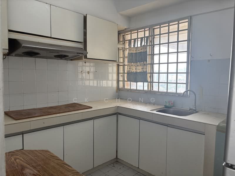 Condominium for Sale at O.G. Heights - CK Chong - Kitchen - PropertyGuru.com.my