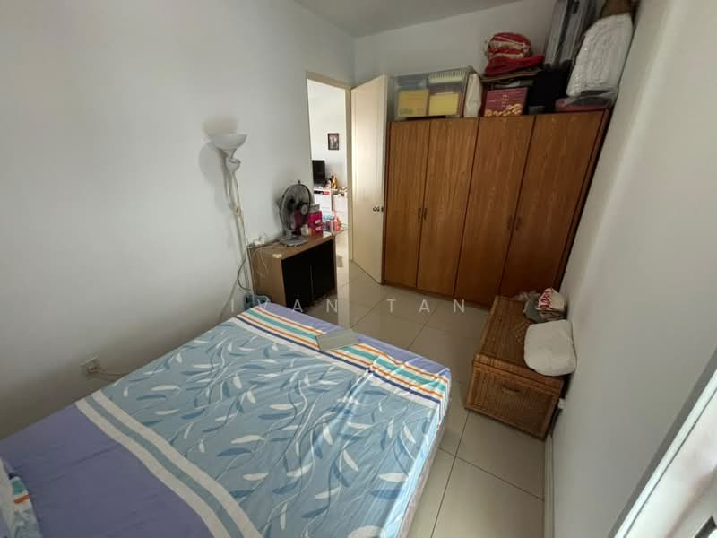 Kondominium untuk Dijual di 222 Residency - Ivan Tan - Bedroom - PropertyGuru.com.my