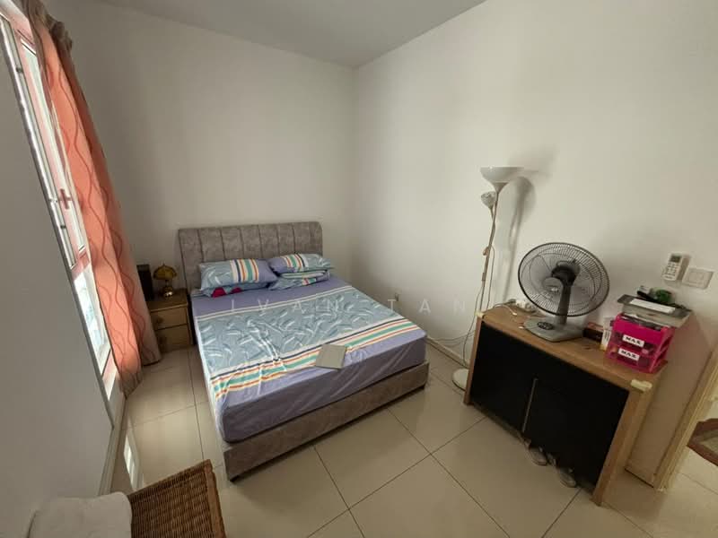 Kondominium untuk Dijual di 222 Residency - Ivan Tan - Bedroom - PropertyGuru.com.my