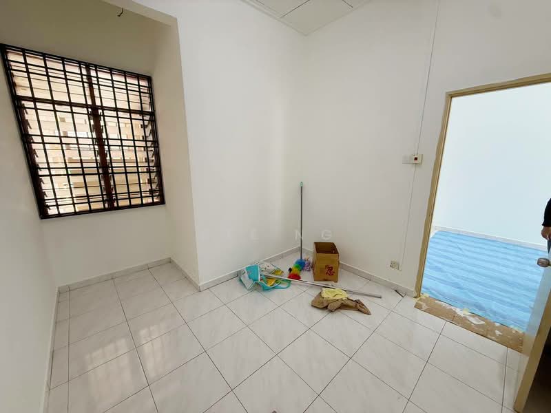 Terraced House for Sale in Taman Pulai Jaya (Kulai) - Bee Ng - Interior - PropertyGuru.com.my