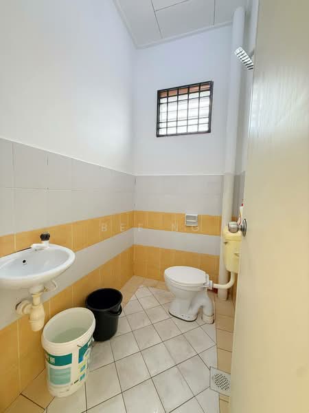 Terraced House for Sale in Taman Pulai Jaya (Kulai) - Bee Ng - Bathroom - PropertyGuru.com.my