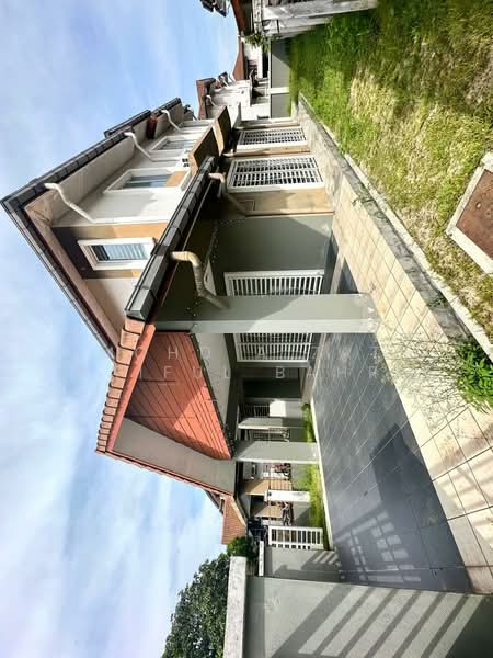 Semi-Detached House for Sale in Kajang (Selangor) - Mohd Aizat Saiful Bahri - Exterior - PropertyGuru.com.my