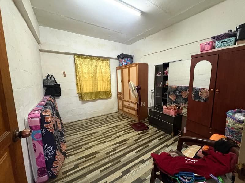 Rumah Flat untuk Dijual di Medan Angsana (Farlim 2) - Jocellynn Lee - PropertyGuru.com.my
