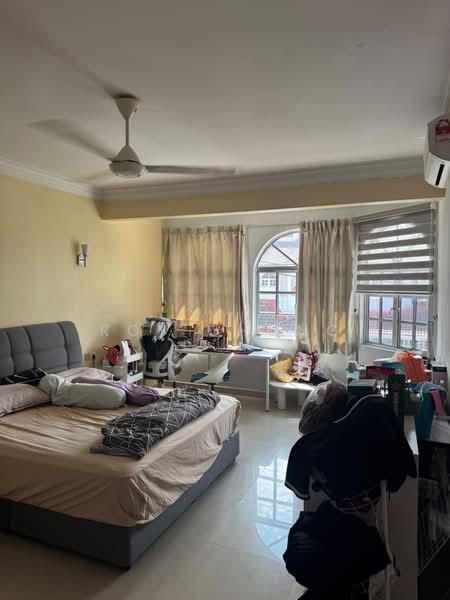 Rumah Teres 2 Tingkat untuk Dijual di Taman Putra Indah (Seri Kembangan) - Roy Chong - PropertyGuru.com.my