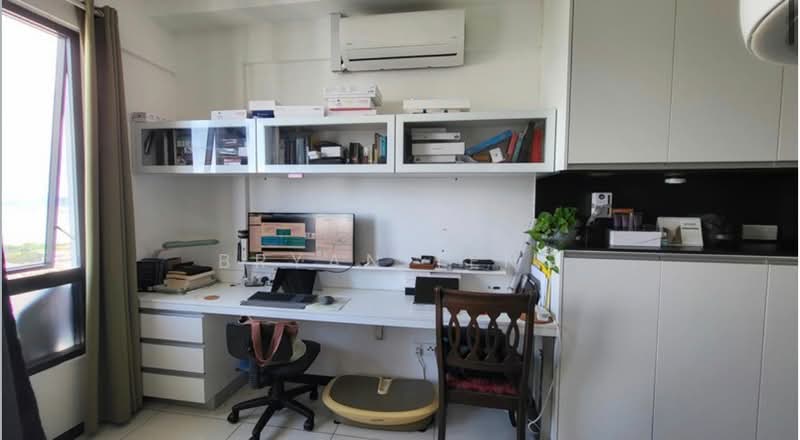 Servis Apartment untuk Dijual di Luminari - Bryan Teng - Study - PropertyGuru.com.my