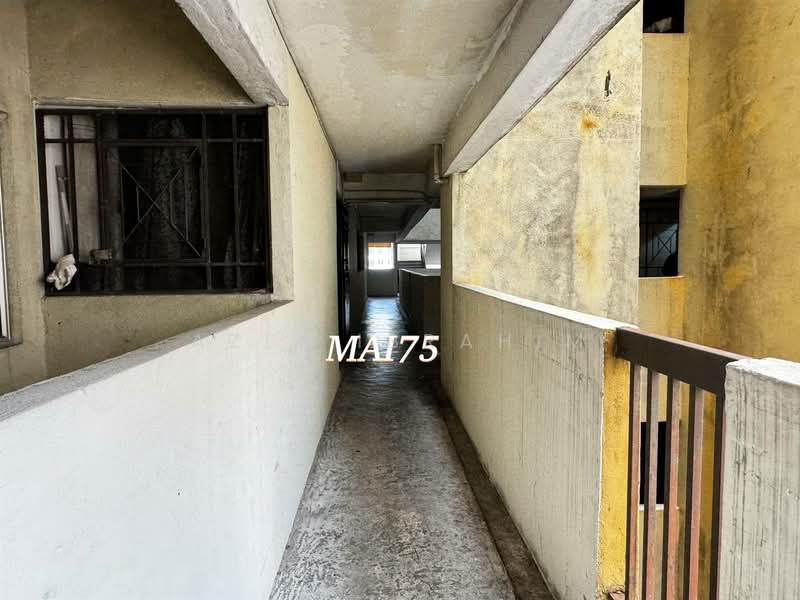 Condominium for Sale at Pelangi Damansara - Azli Ibrahim - Corridor - PropertyGuru.com.my