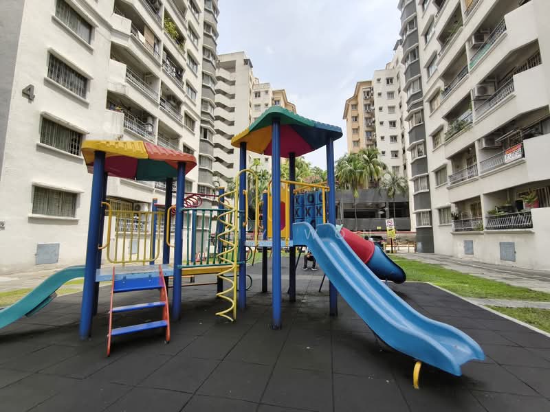 Kondominium untuk Dijual di Puncak Seri Kelana - Jeremy Wong - Exterior - PropertyGuru.com.my