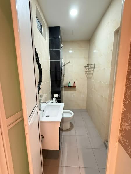 Servis Apartment untuk Disewa di D'carlton (Residensi Seri Mega) - Kevin Chua - Bathroom - PropertyGuru.com.my