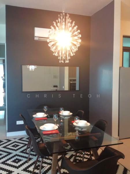 Kondominium untuk Dijual di The LIGHT COLLECTION II - Chris Teoh - Dining Room - PropertyGuru.com.my