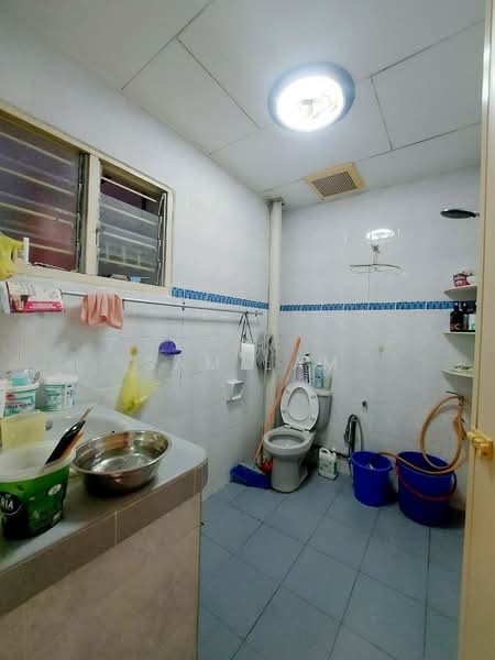 Rumah Teres 1 Tingkat untuk Dijual di Taman Ipoh Timur (Ipoh) - Sam Lam - Bathroom - PropertyGuru.com.my