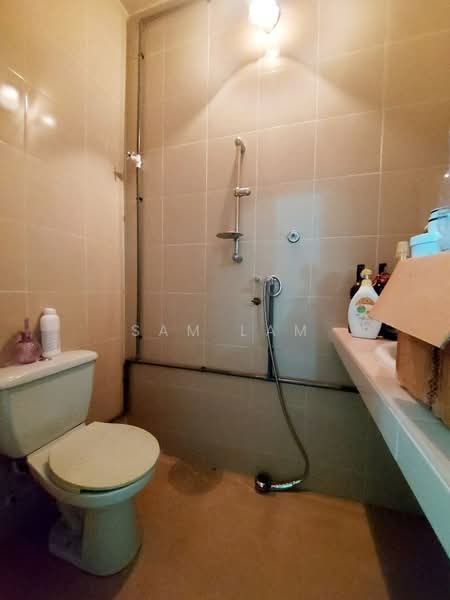 Rumah Teres 1 Tingkat untuk Dijual di Taman Ipoh Timur (Ipoh) - Sam Lam - Bathroom - PropertyGuru.com.my