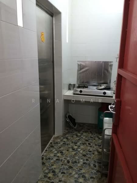 Terraced House for Sale in Ipoh (Perak) - Rina Omar - Kitchen - PropertyGuru.com.my