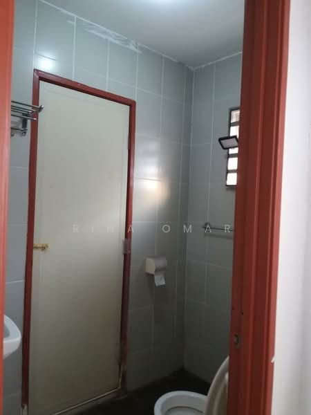 Terraced House for Sale in Ipoh (Perak) - Rina Omar - Bathroom - PropertyGuru.com.my