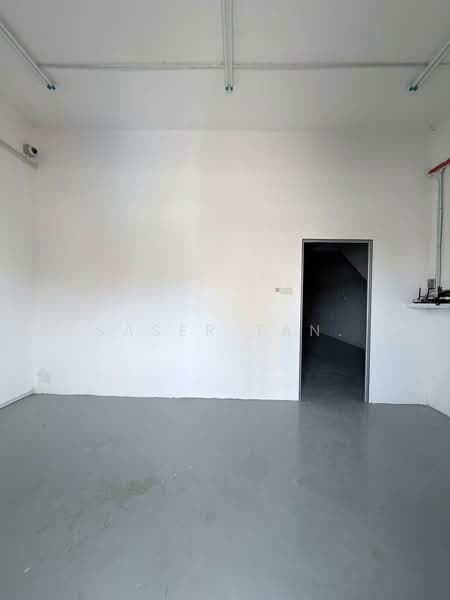 Shop / Office for Sale in Taman Johor Jaya (Johor Bahru) - SASER TAN. - Interior - PropertyGuru.com.my