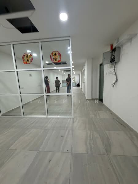 Shop / Office for Sale in Taman Johor Jaya (Johor Bahru) - SASER TAN. - Corridor - PropertyGuru.com.my