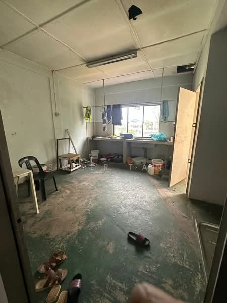 Shop / Office for Sale in Taman Johor Jaya (Johor Bahru) - SASER TAN. - Interior - PropertyGuru.com.my