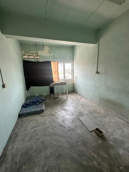 Shop / Office for Sale in Taman Johor Jaya (Johor Bahru) - SASER TAN. - Interior - PropertyGuru.com.my