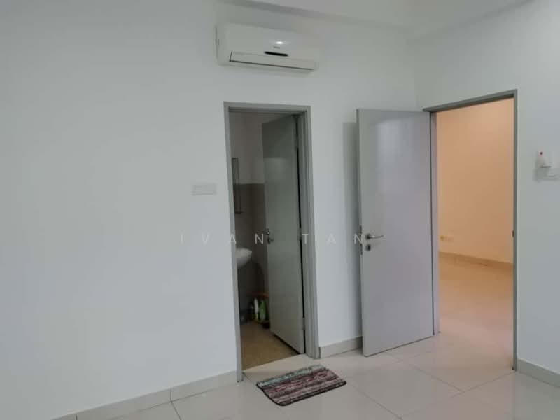 Kondominium untuk Dijual di Zenith Residences - Ivan Tan - Bathroom - PropertyGuru.com.my