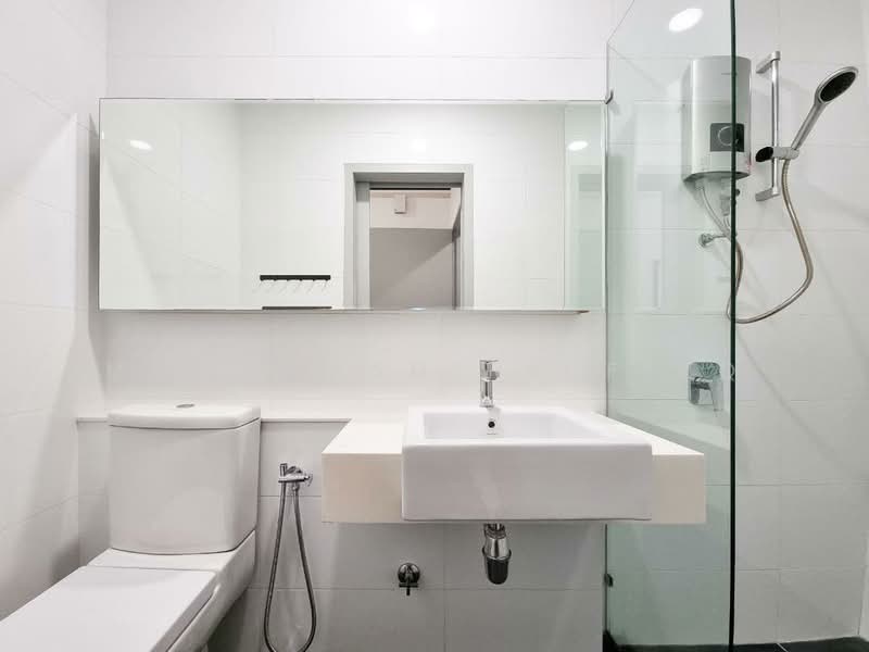 Service Residence for Rent at Residential Suites @ HighPark - Muhammad Taufeeq - Bathroom - PropertyGuru.com.my