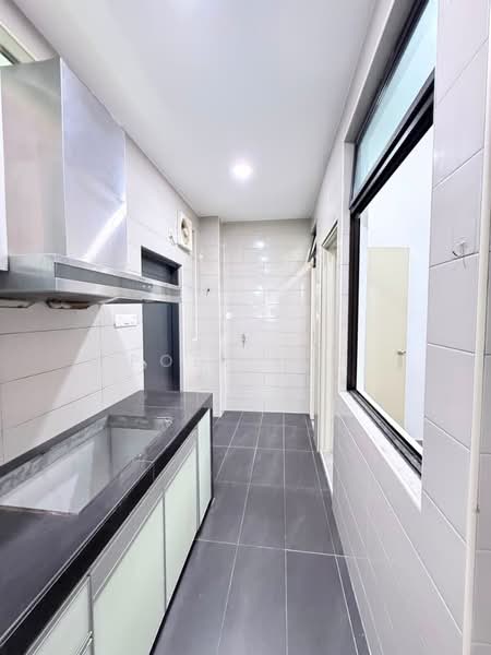 Rumah Kluster untuk Dijual di Taman Adda Heights (Tebrau) - Poey Loh - Kitchen - PropertyGuru.com.my