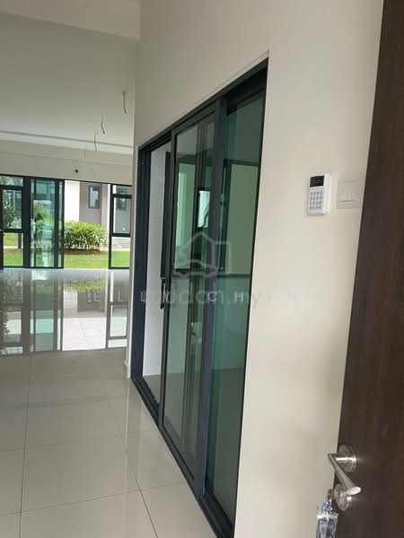 Terraced House for Sale in Kajang (Selangor) - Kelly Chong - Entrance - PropertyGuru.com.my