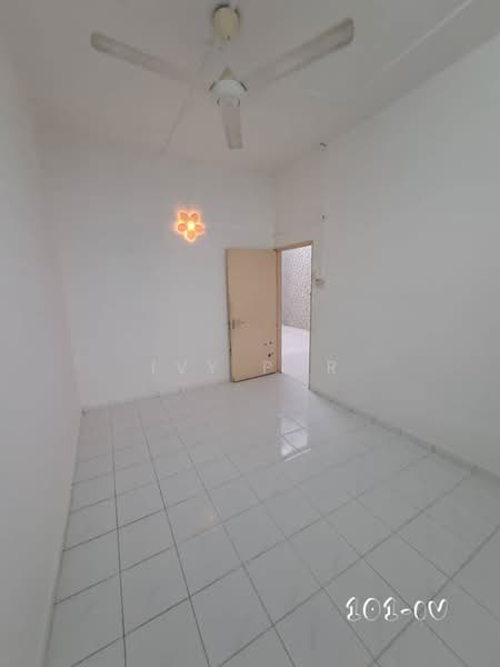 Rumah Teres 1 Tingkat untuk Dijual di Klang (Selangor) - Ivy Por - Interior - PropertyGuru.com.my