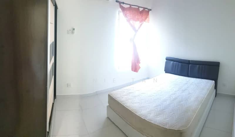 Kondominium untuk Disewa di Greenlane Park - Annie Tan - Bedroom - PropertyGuru.com.my