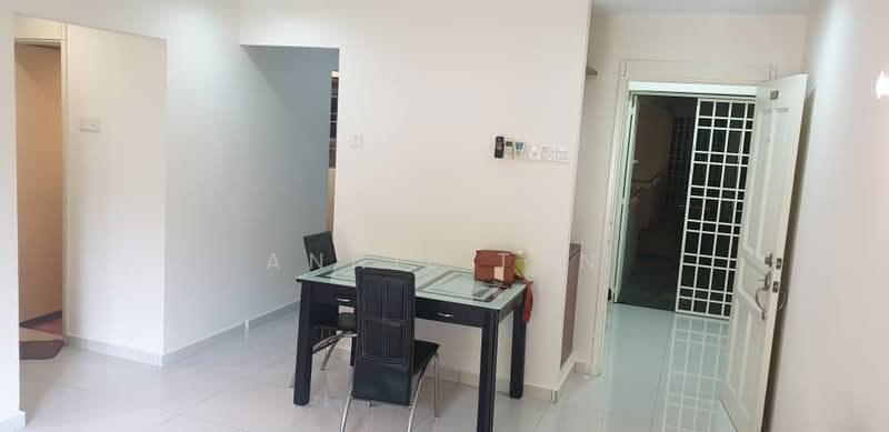Kondominium untuk Disewa di Greenlane Park - Annie Tan - Dining Room - PropertyGuru.com.my