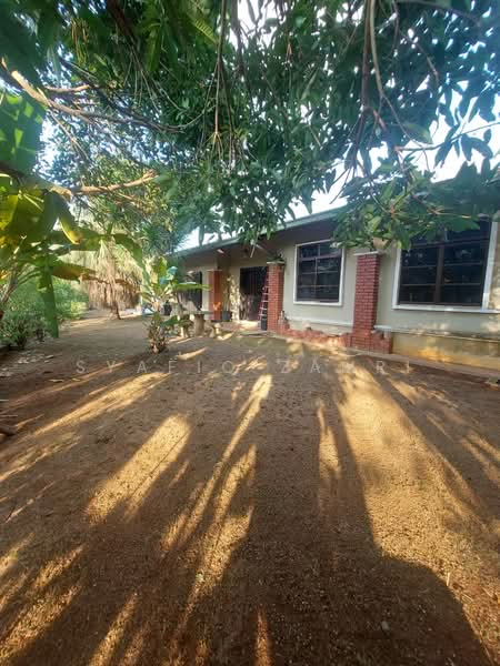 Semi-Detached House for Sale in Bandar Damansara Kuantan (Sungai Karang) - Syafiq Zamri - Exterior - PropertyGuru.com.my