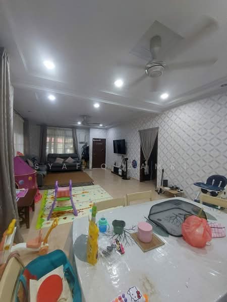 Semi-Detached House for Sale in Bandar Damansara Kuantan (Sungai Karang) - Syafiq Zamri - Living Room - PropertyGuru.com.my