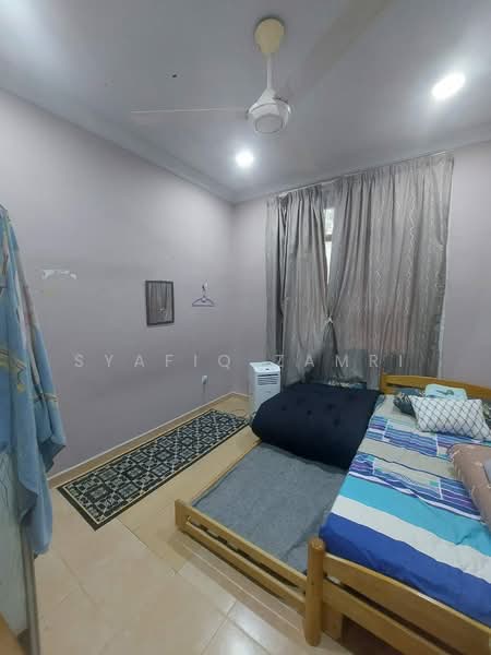 Semi-Detached House for Sale in Bandar Damansara Kuantan (Sungai Karang) - Syafiq Zamri - Bedroom - PropertyGuru.com.my