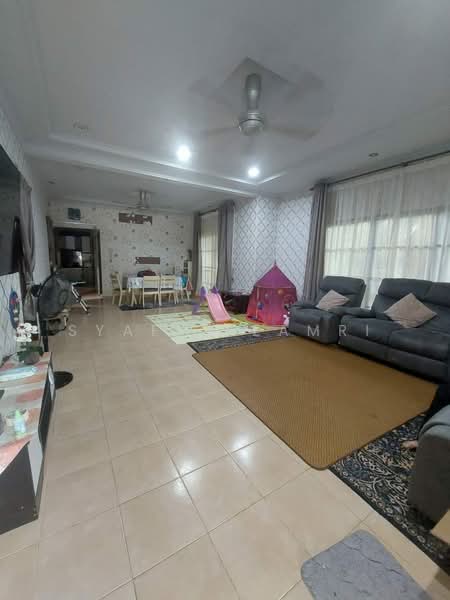 Semi-Detached House for Sale in Bandar Damansara Kuantan (Sungai Karang) - Syafiq Zamri - Living Room - PropertyGuru.com.my