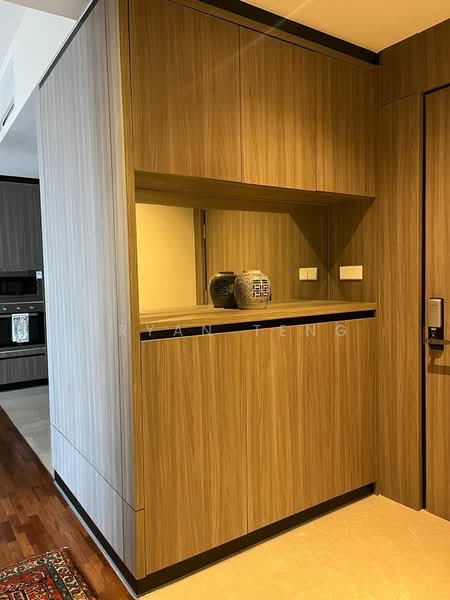 Servis Apartment untuk Dijual di Straits Residences - Bryan Teng - Entrance - PropertyGuru.com.my