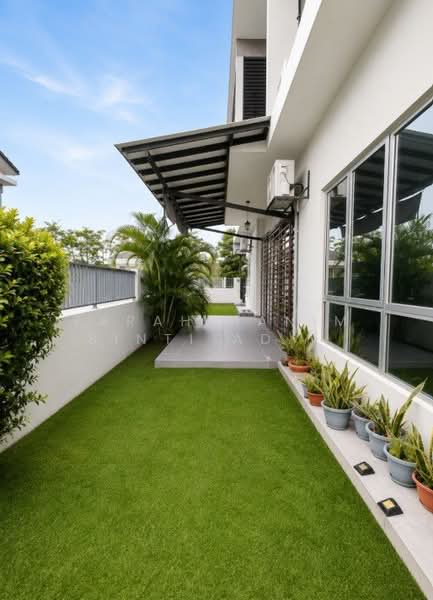 Rumah Teres untuk Dijual di Seremban (Negeri Sembilan) - FARAH HANIM BINTI AD SUHADAK SUHADAK - Exterior - PropertyGuru.com.my
