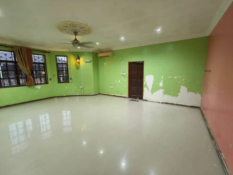 1-storey Terraced House for Sale in Taman Pandan Damai (Kuantan) - Syafiq Zamri - Living Room - PropertyGuru.com.my